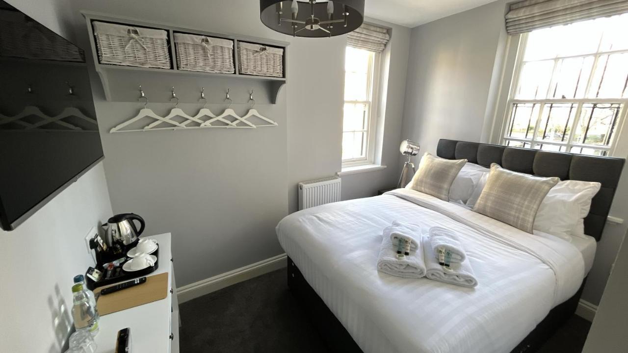 Double Room,1231190831:JPEG